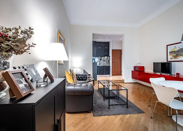 Yd Servi Suite Apt